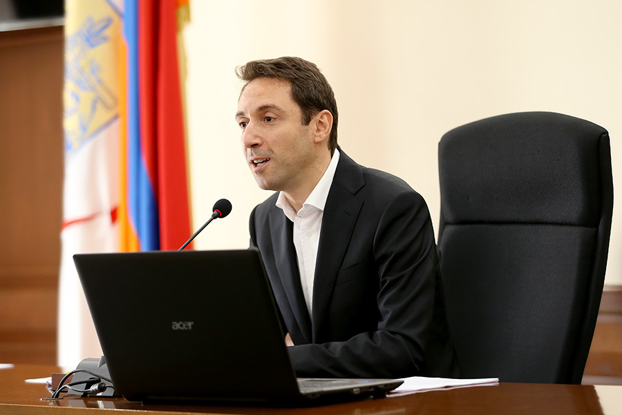 Ереван для всех: интервью с мэром
