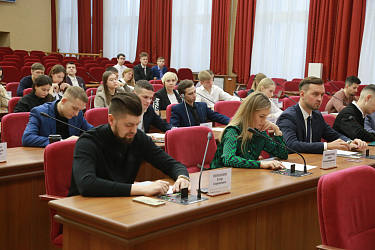 Young Parliamentarians of Izhevsk Presented Their Initiatives
