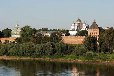 Исторические памятники Великого Новгорода и окрестностей (1992)