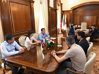 Мэр Казани встретился с делегацией из Узбекистана